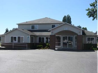 Primary Photo - Summerglen Apartments
