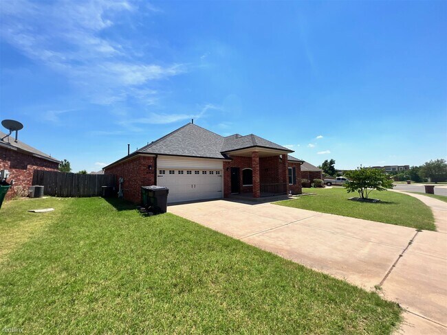 Building Photo - 3 br, 2 bath House - 5916 SE 67th St Gorge...