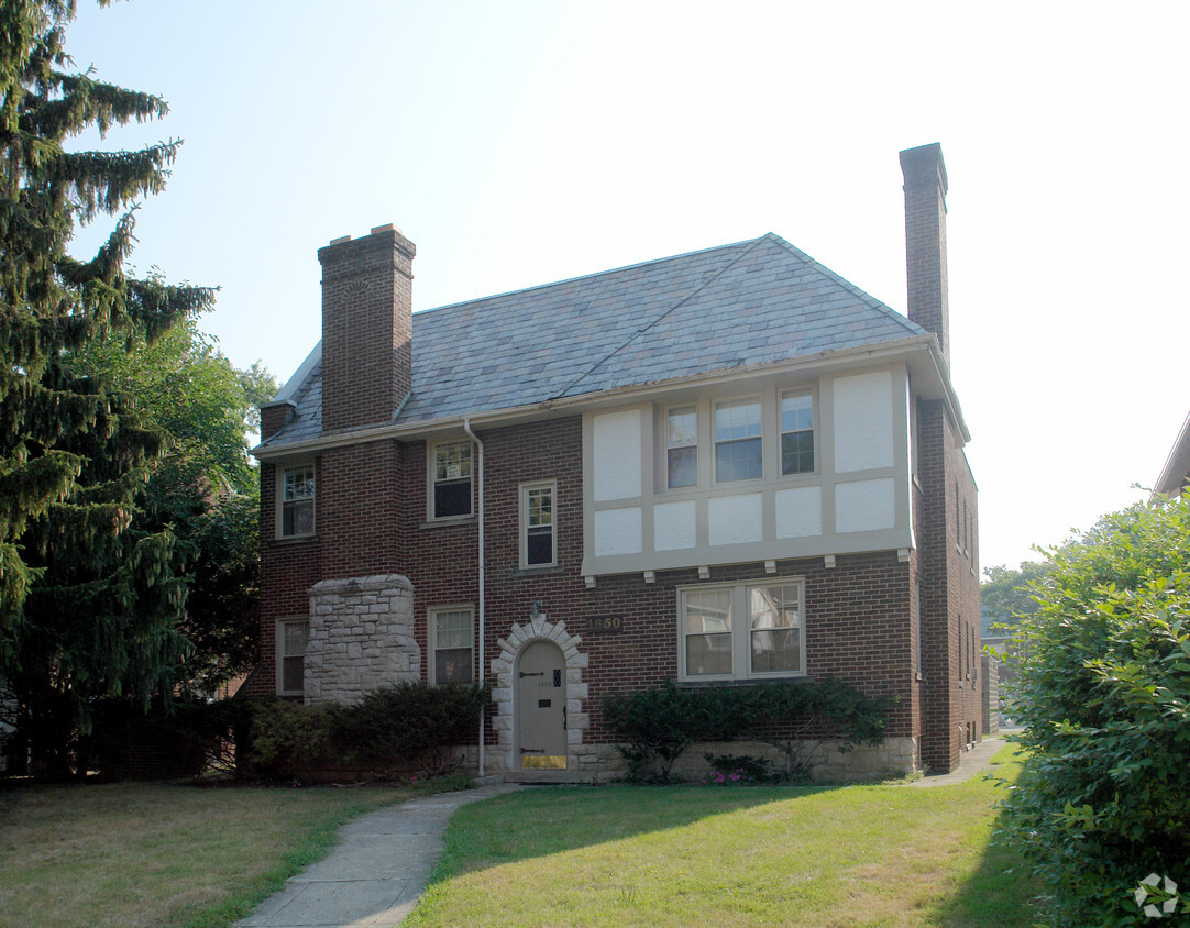 Building Photo - 1650 Wyandotte Rd