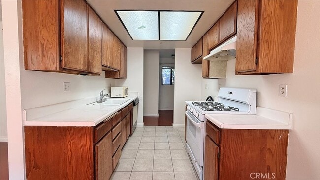 Building Photo - 307 S Mc Pherrin Ave