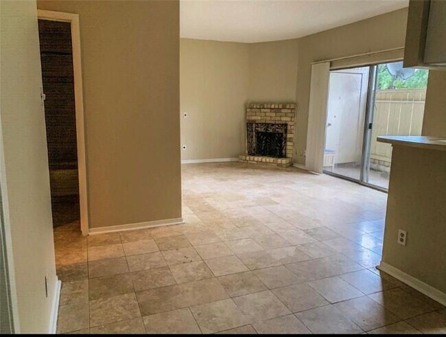 Foto del edificio - 2300 Augusta Dr