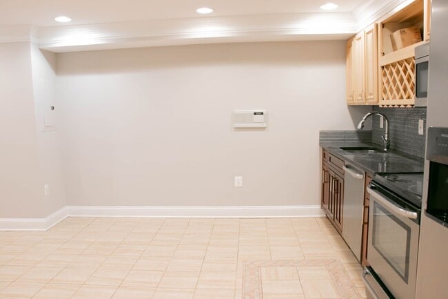 Photo - 607 P St NW Apartment