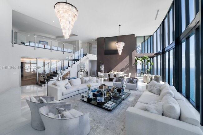 Building Photo - 18555 Collins Ave