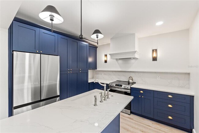 Building Photo - 4501 N Highland Ave