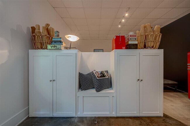 Foto del edificio - 1612 W Alabama St