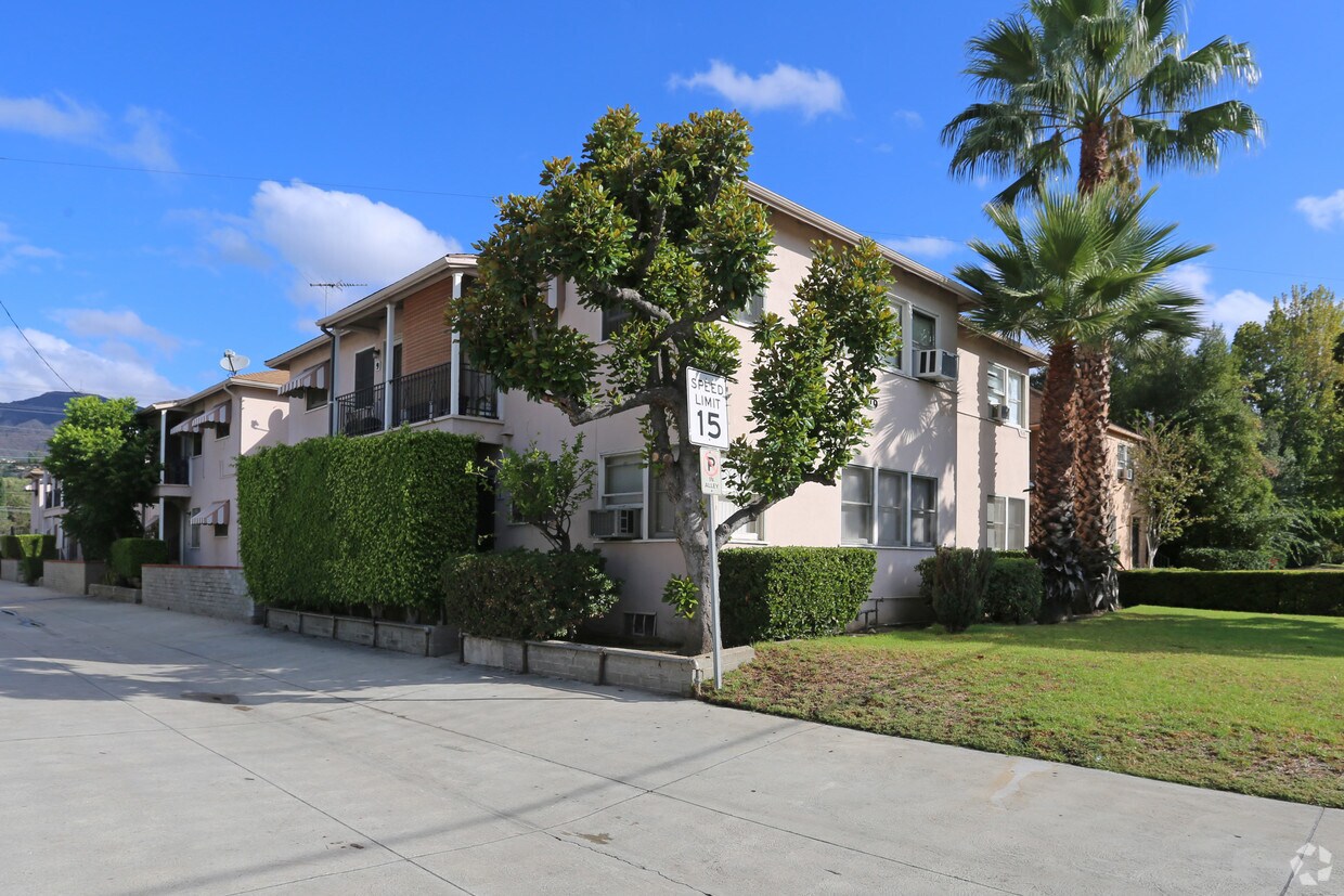 Foto del edificio - 919 N Glendale Ave