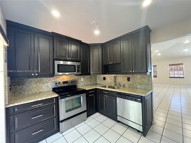 Foto del edificio - 20543 SW 103rd Ave