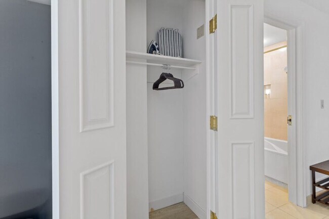 Foto del edificio - 810 Pacific Ave