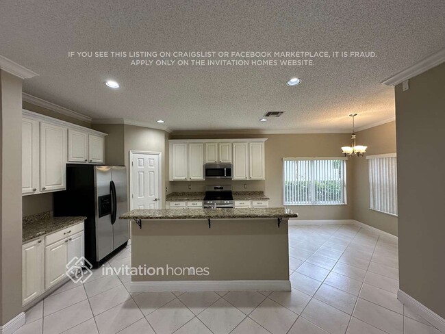 Building Photo - 3733 Old Lighthouse Cir