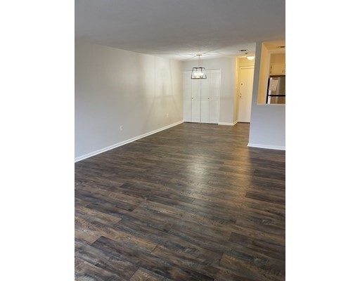Building Photo - 408 Broadway