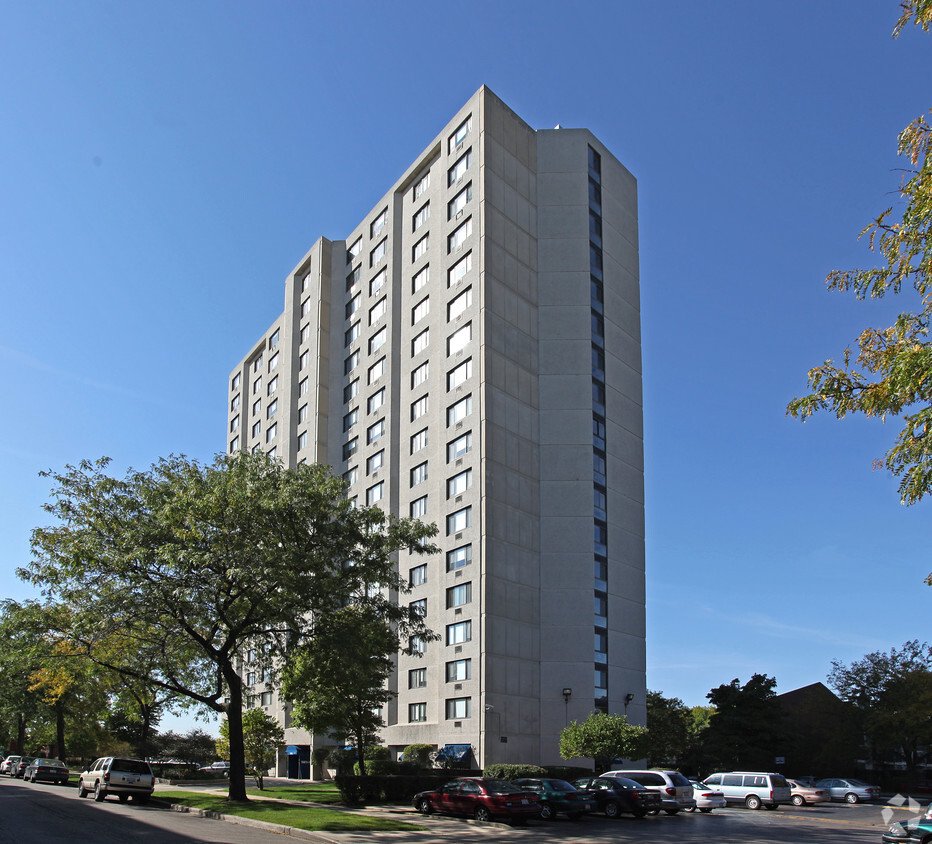 Primary Photo - Park Shore East Apartments