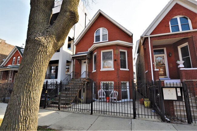 Building Photo - 853 N Francisco Ave