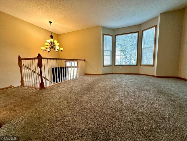 Building Photo - 1760 Riverside Dr