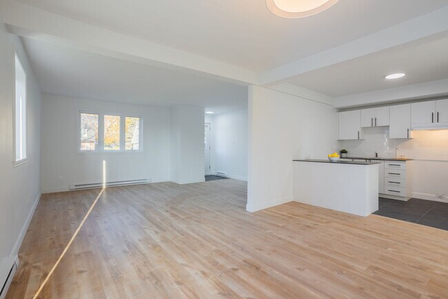 Photo du bâtiment - 91 AV JOLLIET