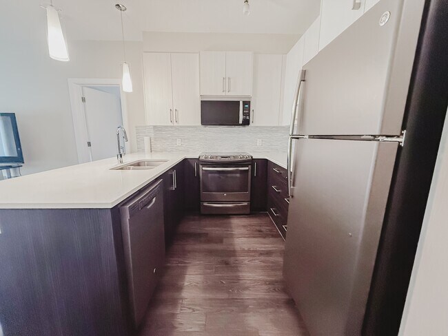 Photo du bâtiment - 8 Sage Hill Terrace NW