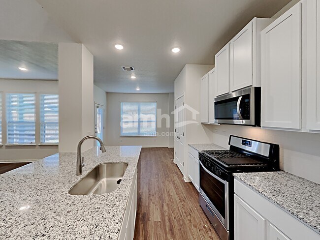 Building Photo - 348 Aspen Waters