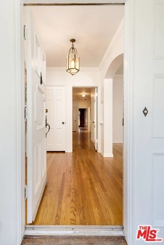 Foto del edificio - 1409 Comstock Ave