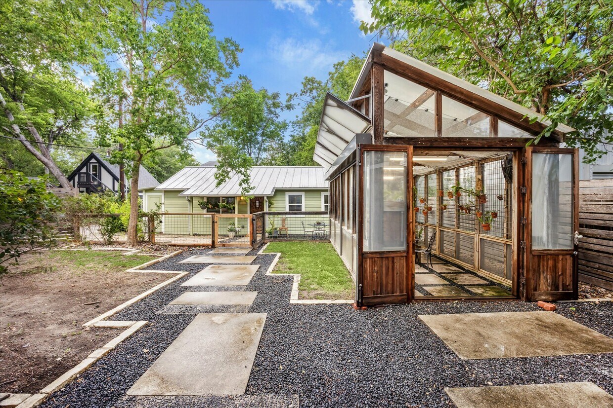 Foto principal - 1106 Fairmount Ave