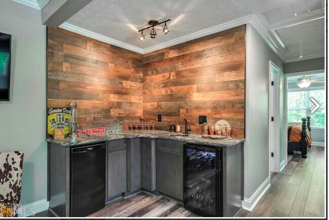 Foto del edificio - 1305 Pin Oak Ct