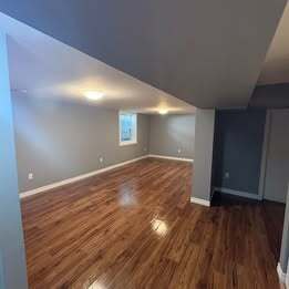 Building Photo - 39 Kelvin Ave