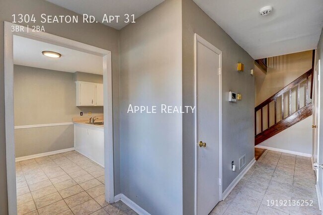 Foto del edificio - 1304 Seaton Rd, Apt 31 - Available Now