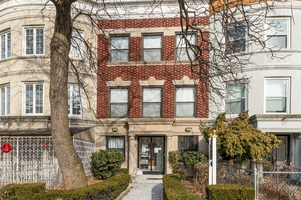 1295 Carroll St, Brooklyn, NY 11213 Townhome Rentals in Brooklyn NY