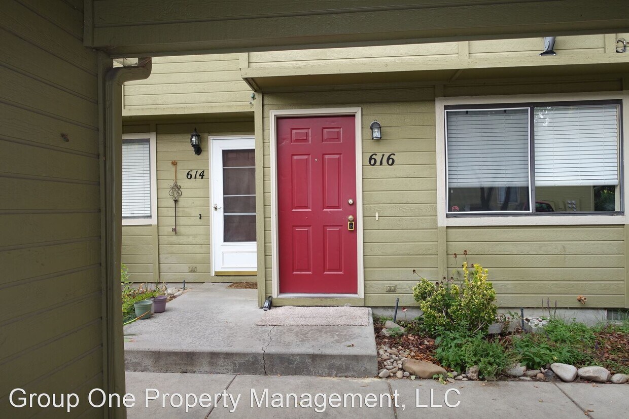 Primary Photo - 2 br, 1.5 bath House - 616 E. Pennsylvania...