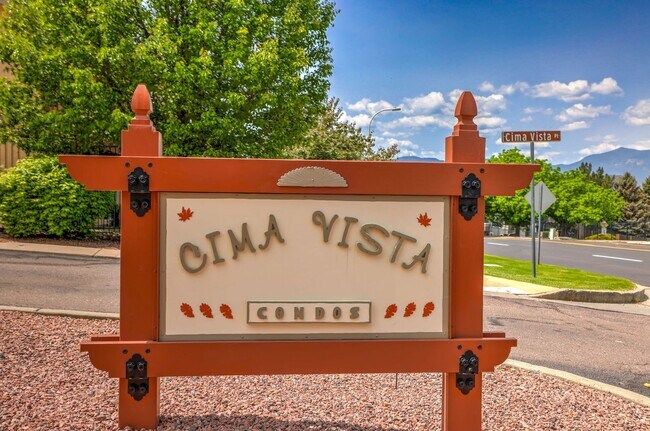 Foto del edificio - Available Now 3 Bed 3 Bath 2 Car Garage To...