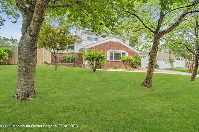 Building Photo - 69 Shady Nook Dr