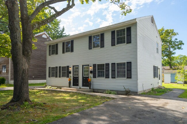 Foto del edificio - 74 Hawthorne St