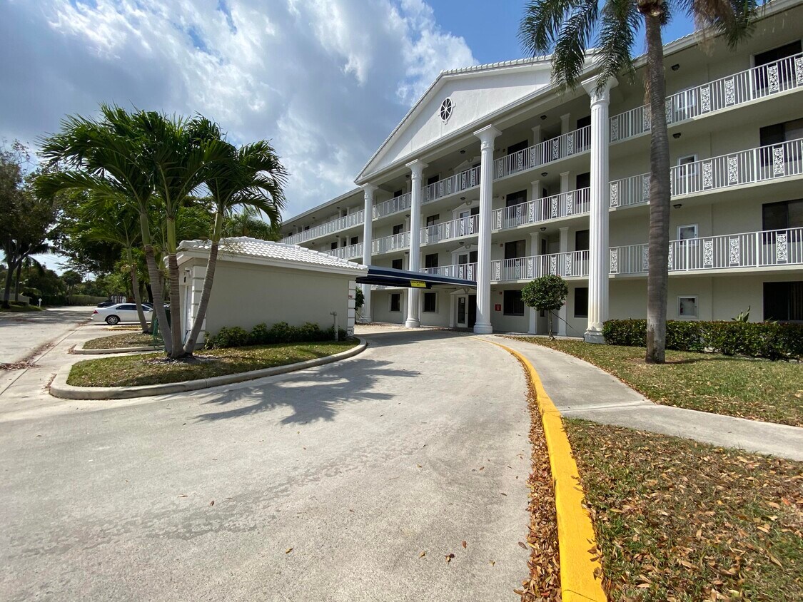 2601 Village Blvd Unit 105 West Palm Beach Fl 33409 - Condo For Rent In West Palm Beach Fl Apartmentscom