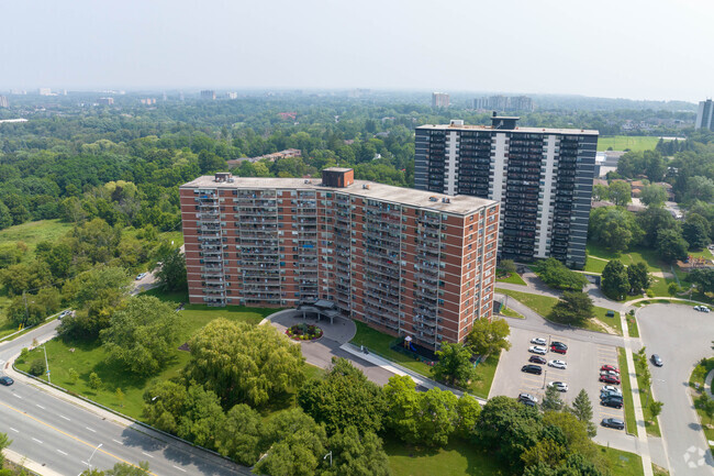 Aerial Photo - Golf View Towers 2