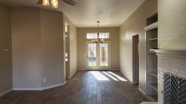 Building Photo - Great home in Edmonod Schools