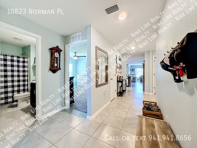 Foto del edificio - 10823 Norman Pl