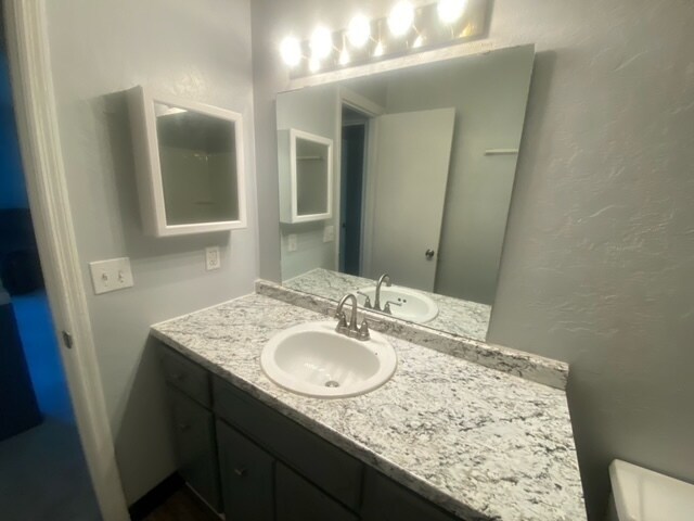 Building Photo - 142 Calvin Ct