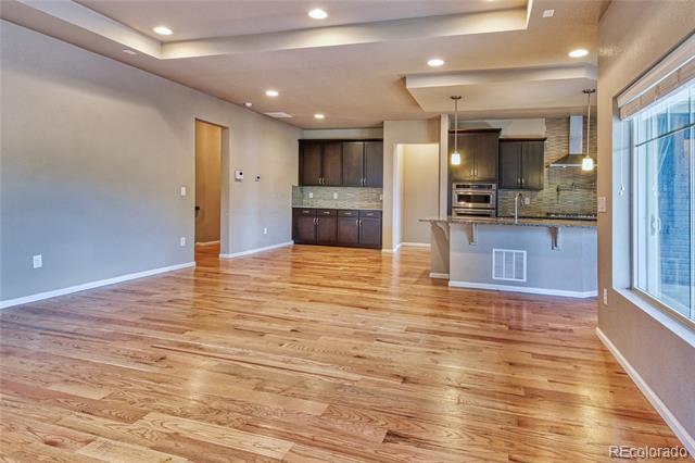 Foto del edificio - 6765 Windbrook Ct
