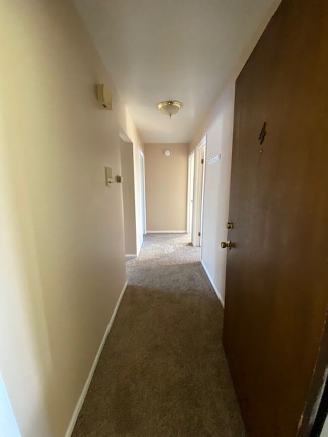 Interior Photo - Woodside