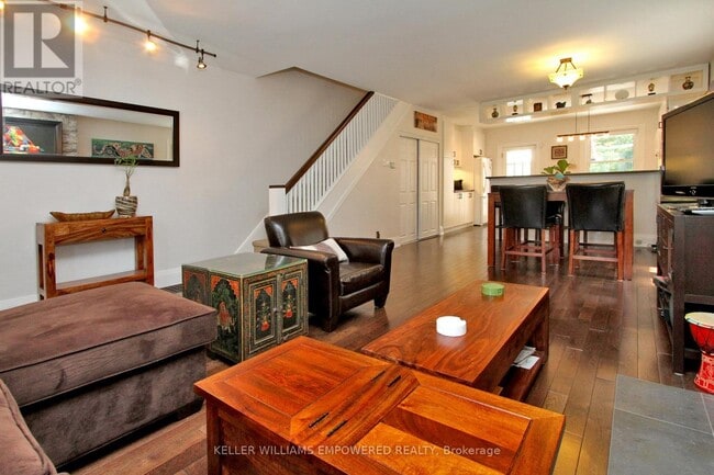 Building Photo - 51 Rawlinson Ave