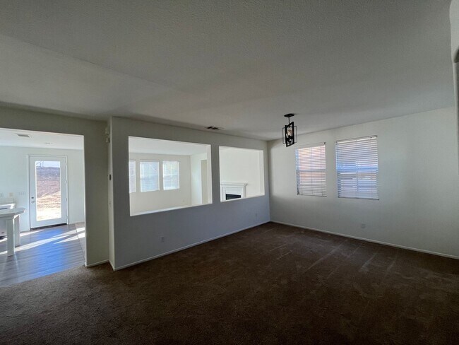 Foto del edificio - 11155 Picard Pl