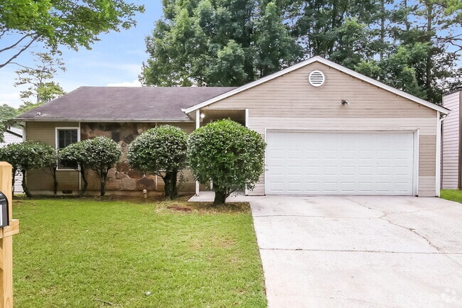 Building Photo - 2021 Corners Cir