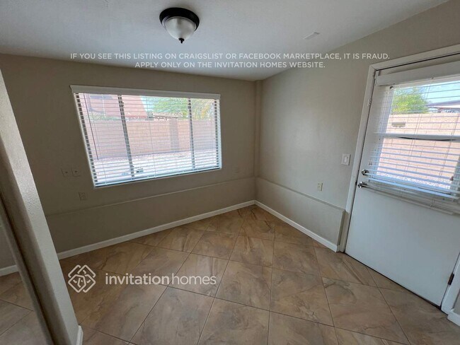 Foto del edificio - 8833 W Vogel Ave