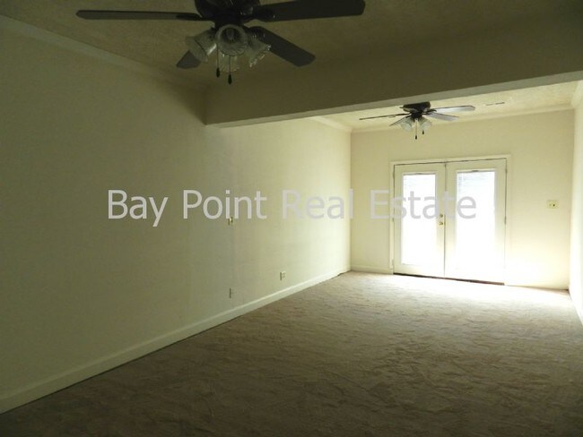 Building Photo - 1704 Delaney St