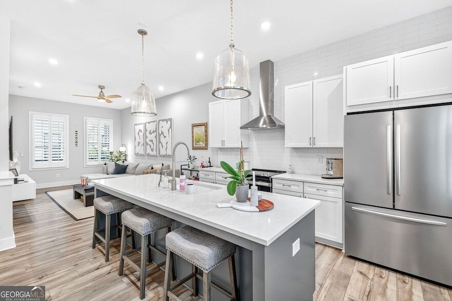 Primary Photo - 4465 Dalston Dr