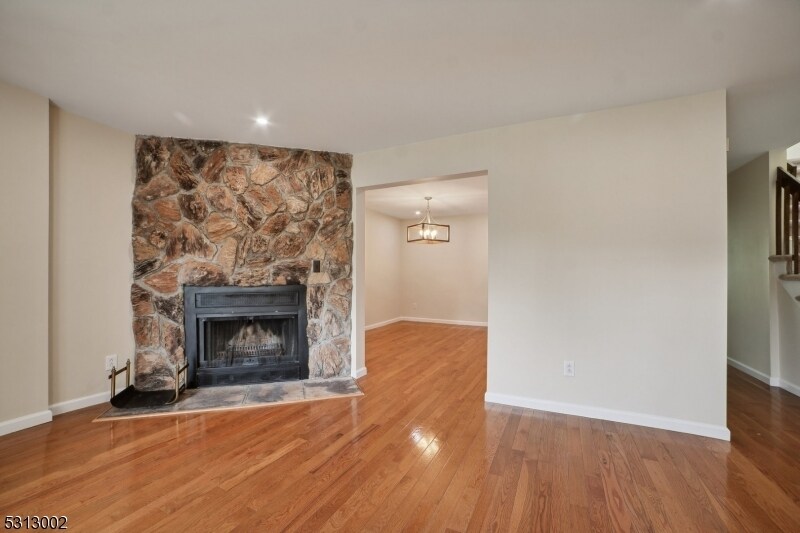 Primary Photo - 8 Brookside Heights