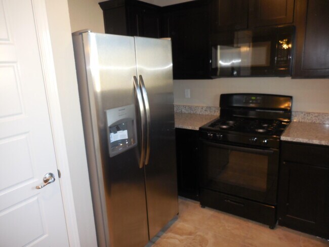 Building Photo - 11605 Flor Cedro