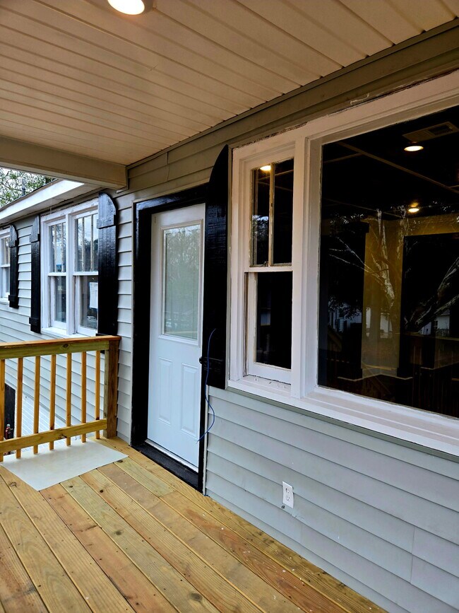 Foto del edificio - 641 Brooks Ave