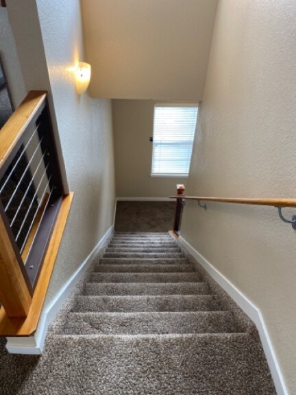 Foto del edificio - Beautiful 2BD/2BA Condo with Garage in Parkhill