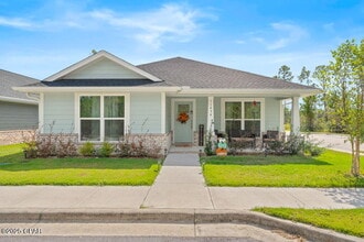 Building Photo - 11434 Palm Breeze St