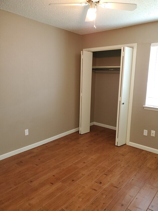 1600 W Braker Ln, Austin, TX 78758 Townhome Rentals in Austin TX