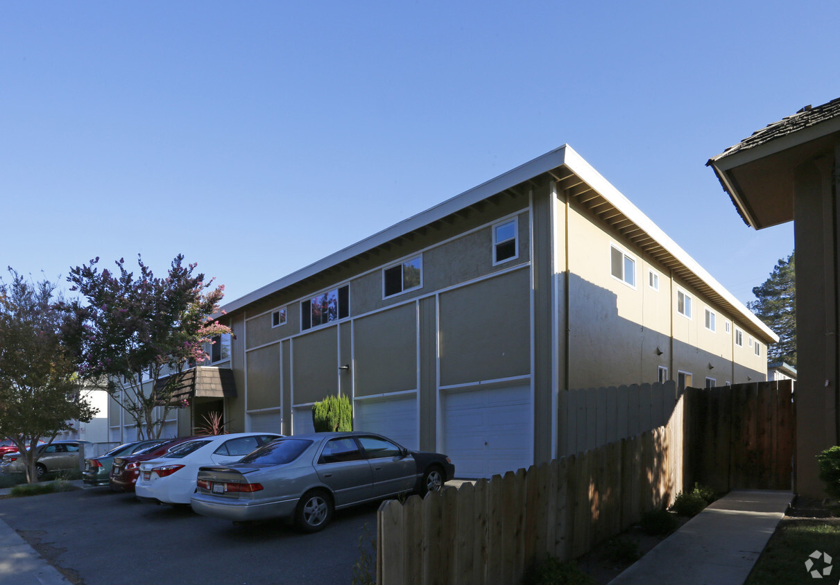 Foto del edificio - 3745 Miramar Way